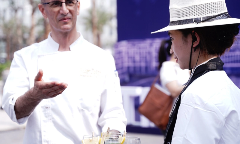 Phục vụ chuyên nghiệp